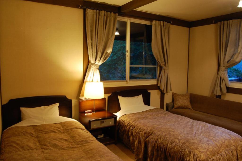 Petit Hotel Alumu Matsumoto Exterior photo
